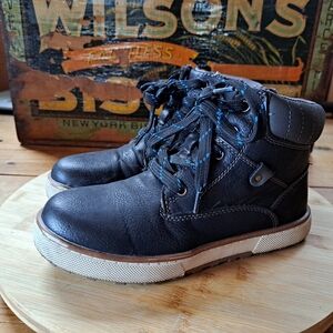 Sonoma Boots, Kid Size 1, Unisex, Blue and Black Lace Up, Outdoor, Hiking